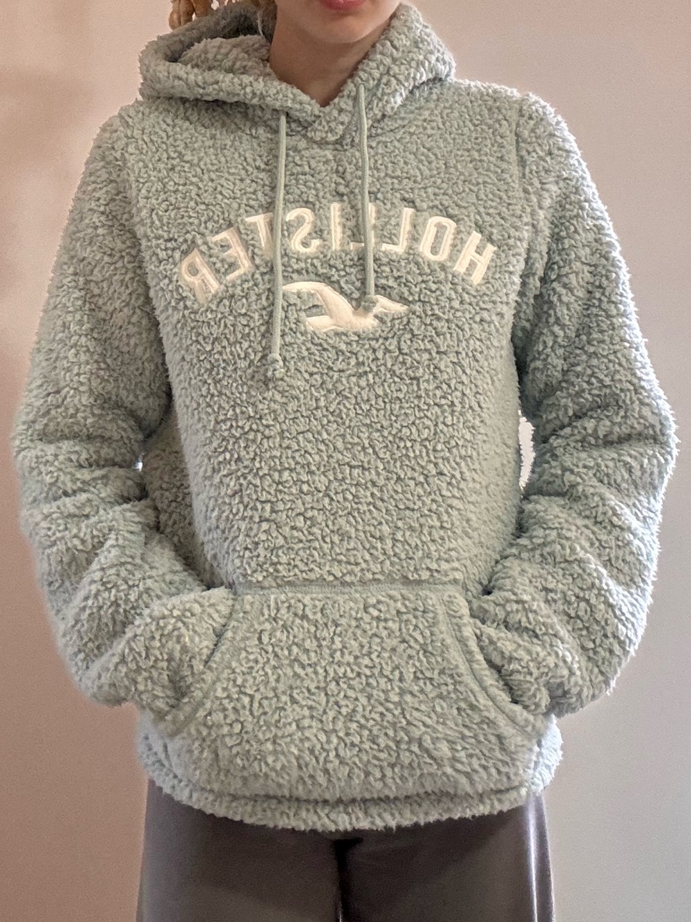 Hollister Sherpa Pullover